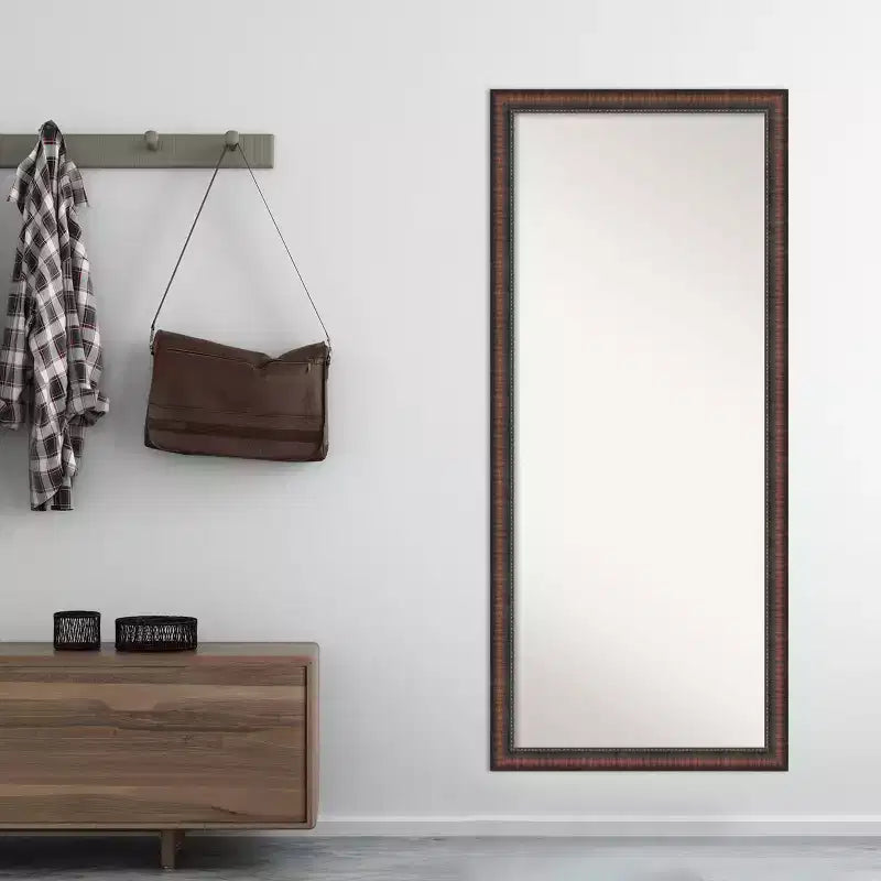 Miroir pleine longueur 28"x64" à poser, cadre rustique marron, option de fixation murale