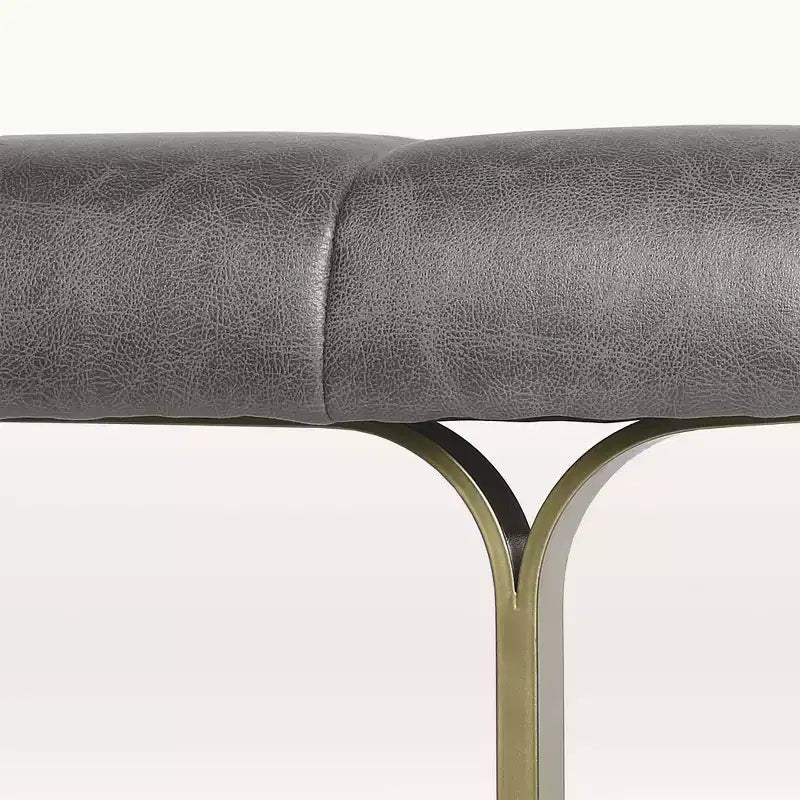Table basse capitonnée en cuir végétalien avec base en métal, 132 cm L, capacité de 227 kg