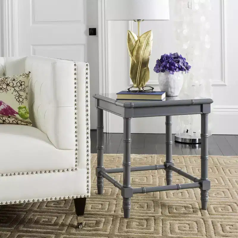 Table d'appoint carrée, MDF gris, style côtier, 56 cm H x 49,5 cm L, capacité 13,6 kg