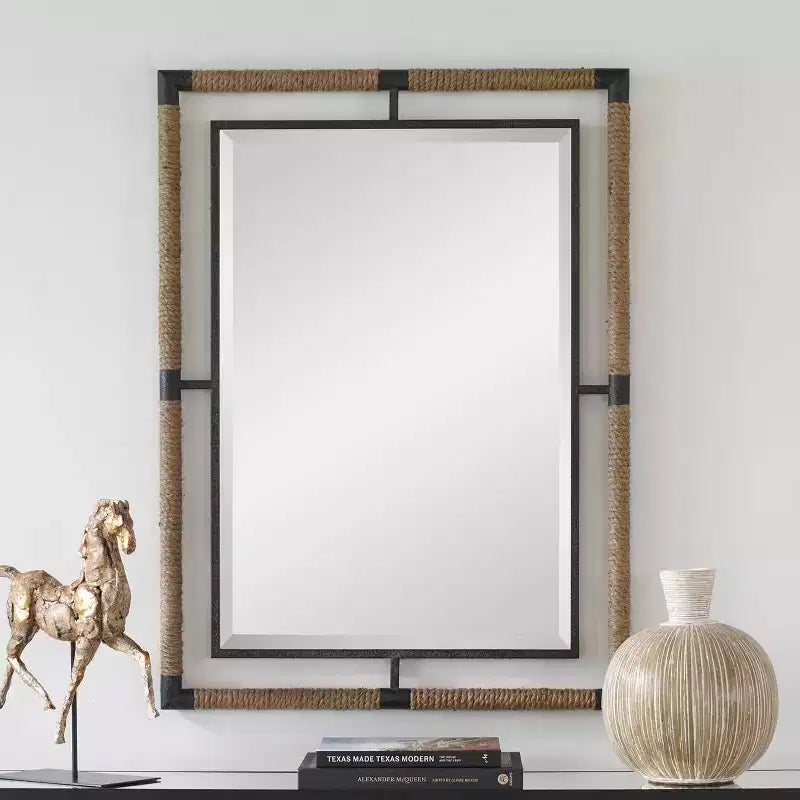 Miroir mural rectangulaire biseauté 28"L, cadre en fer noir rouillé et corde naturelle, salle de bain